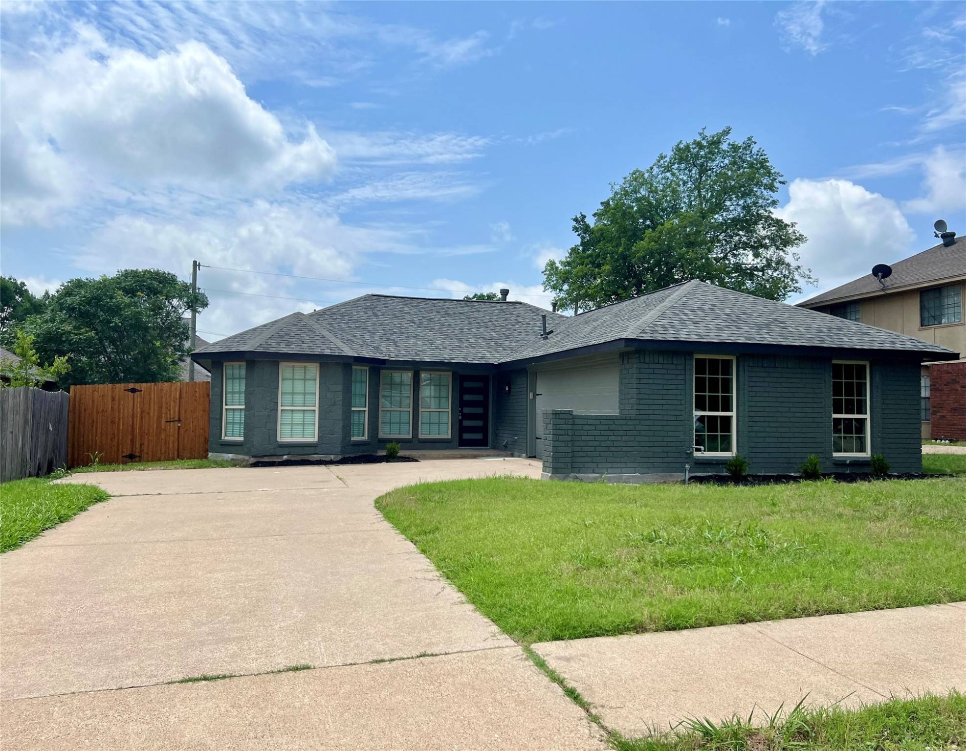 Glenn Heights, TX 75154,302 Mesa Wood DR