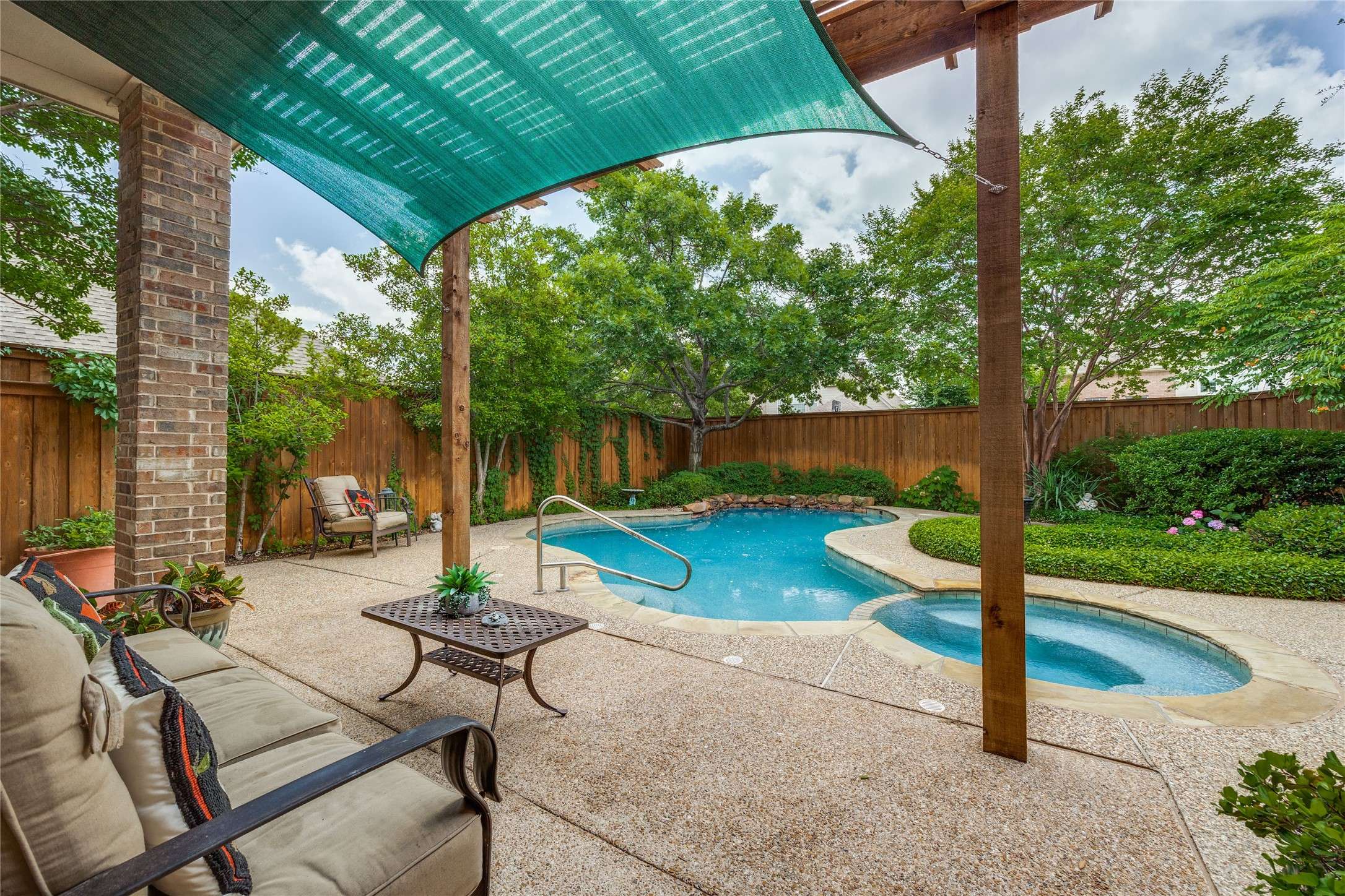 Coppell, TX 75019,1325 Coral DR
