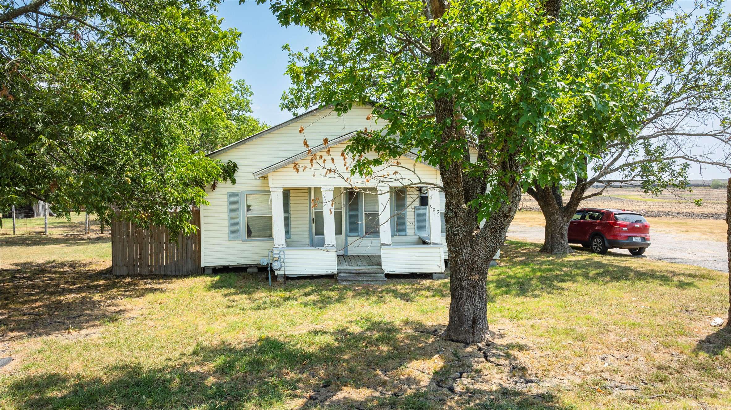 Josephine, TX 75173,503 East St ST