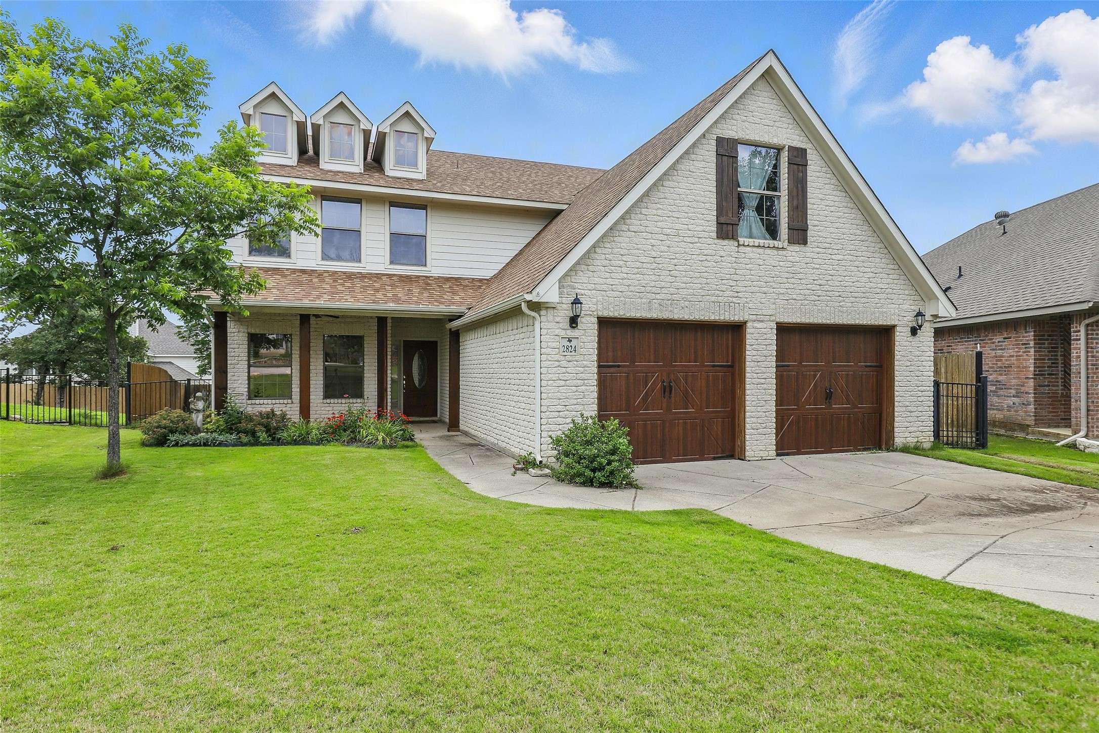 Burleson, TX 76028,2824 Greenway DR