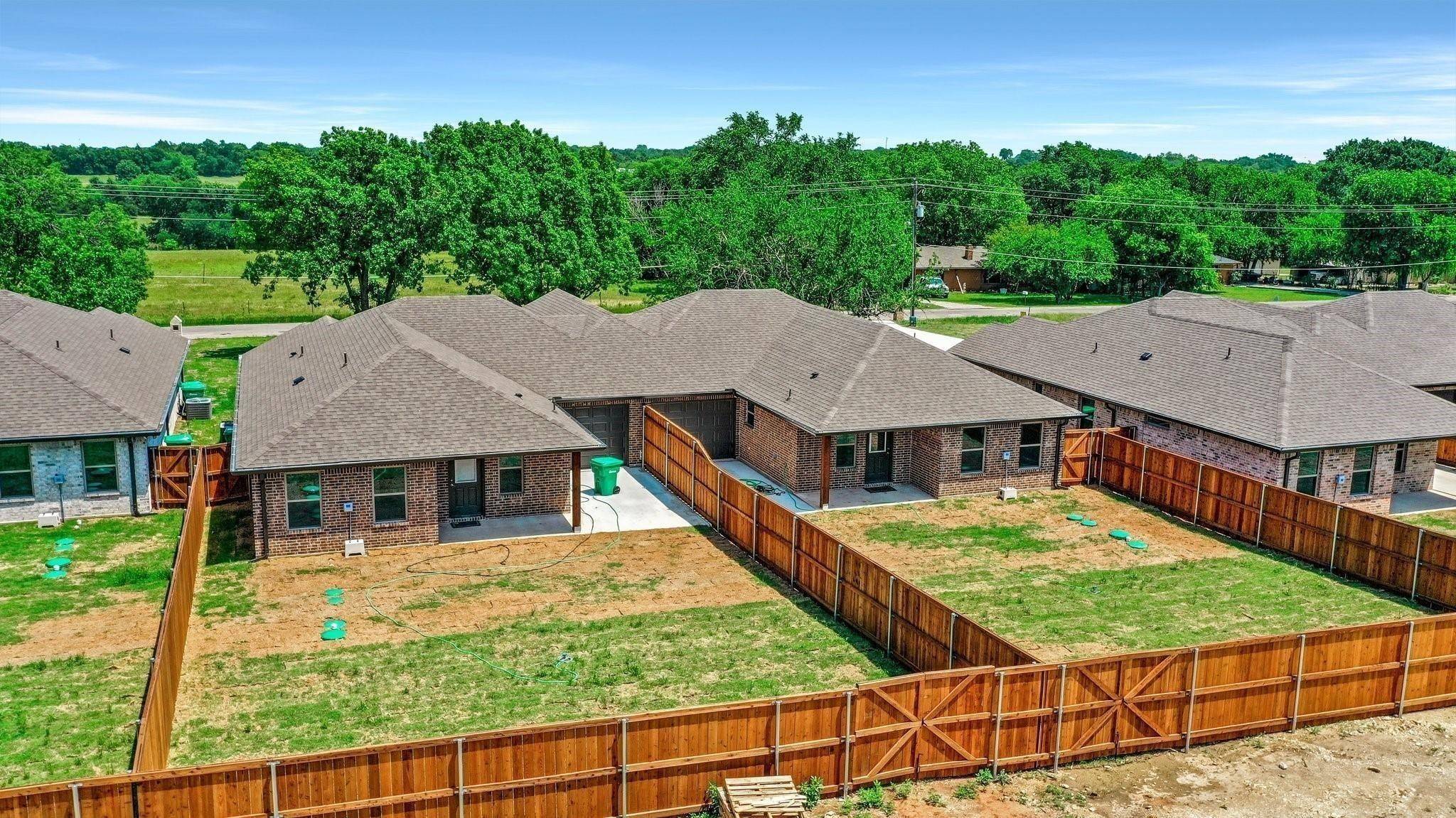 Sherman, TX 75092,605 N Friendship RD
