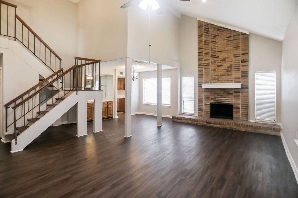 Lewisville, TX 75067,725 Holly Oak DR
