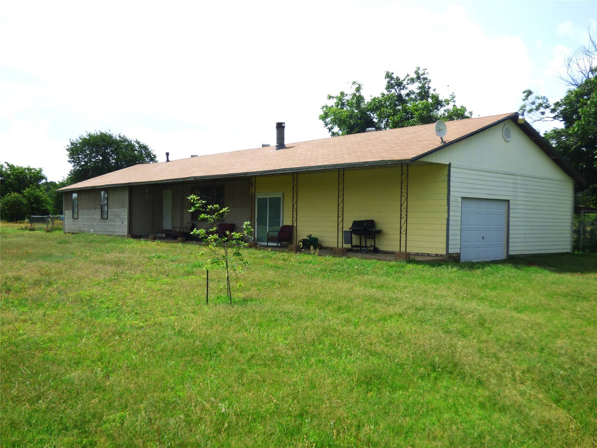Ranger, TX 76470,225 County Road 472