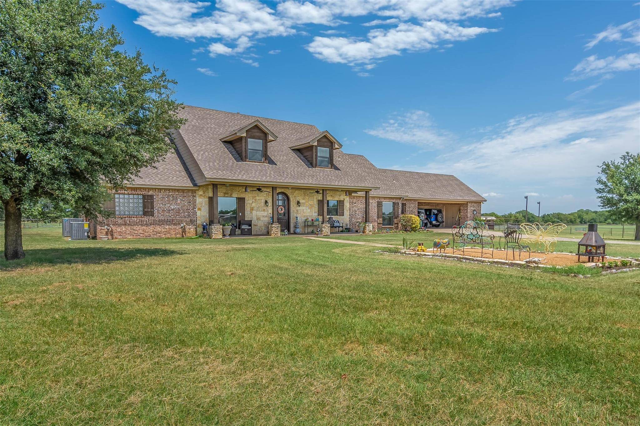 Pilot Point, TX 76258,1555 E Blackjack RD