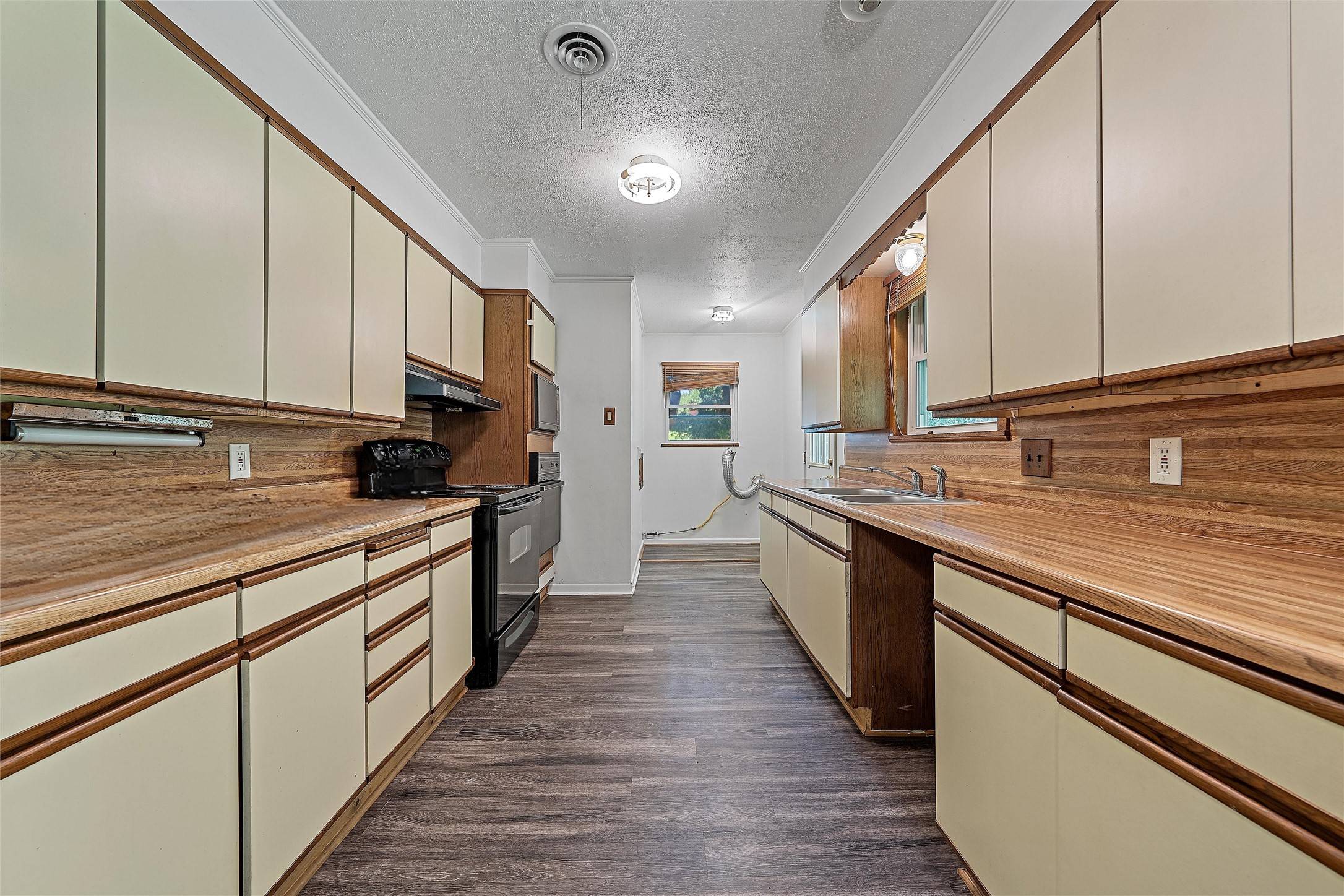 Waco, TX 76710,1213 N 63rd ST