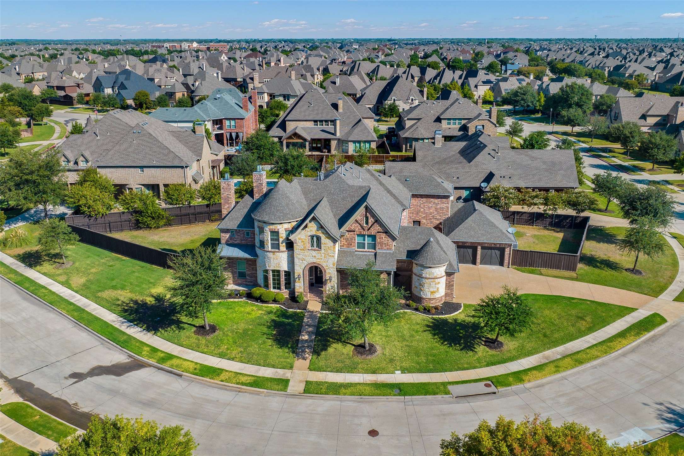 The Colony, TX 75056,7524 Glenturret CIR