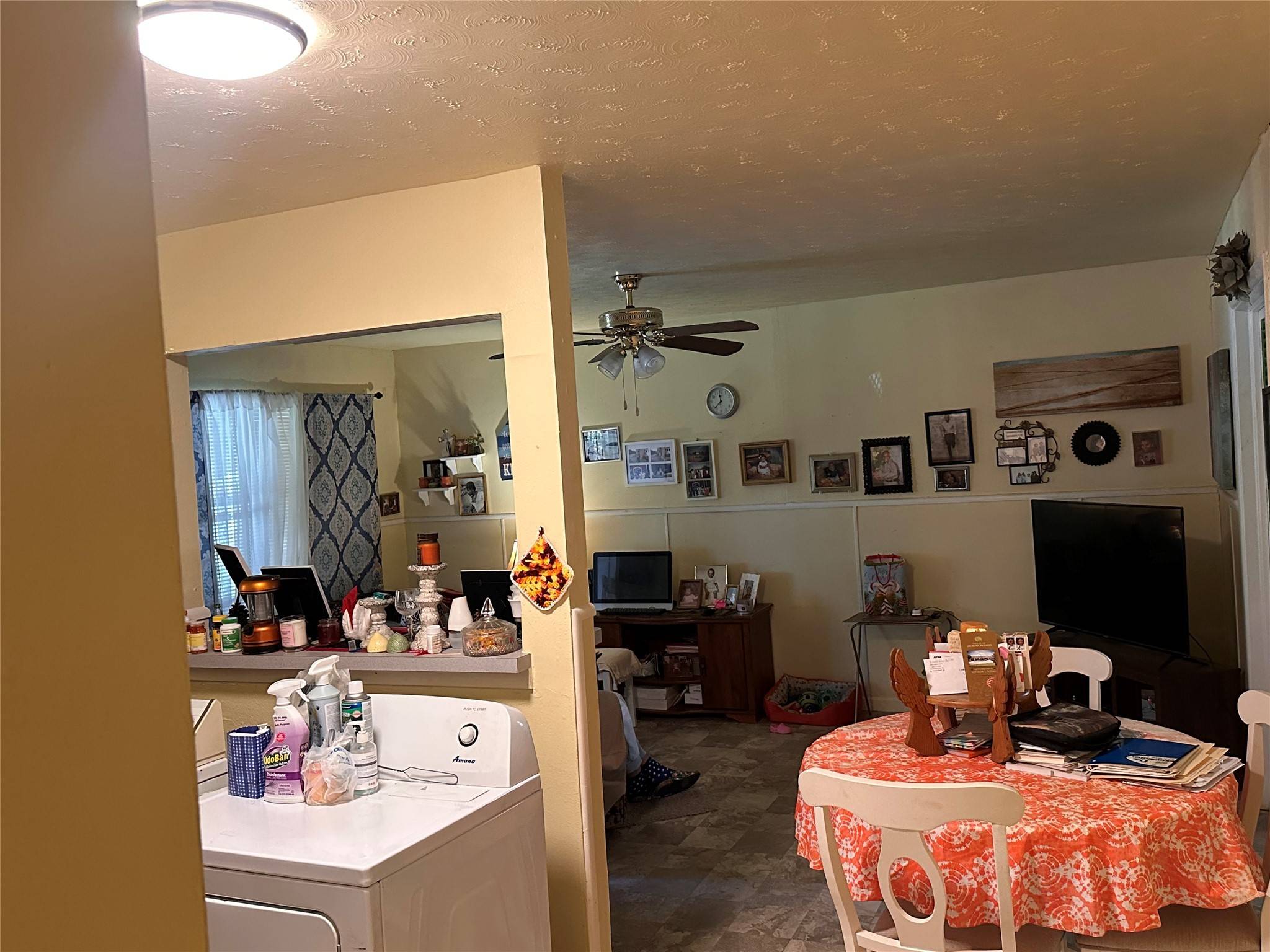 Dallas, TX 75217,8940 Rosecliff DR