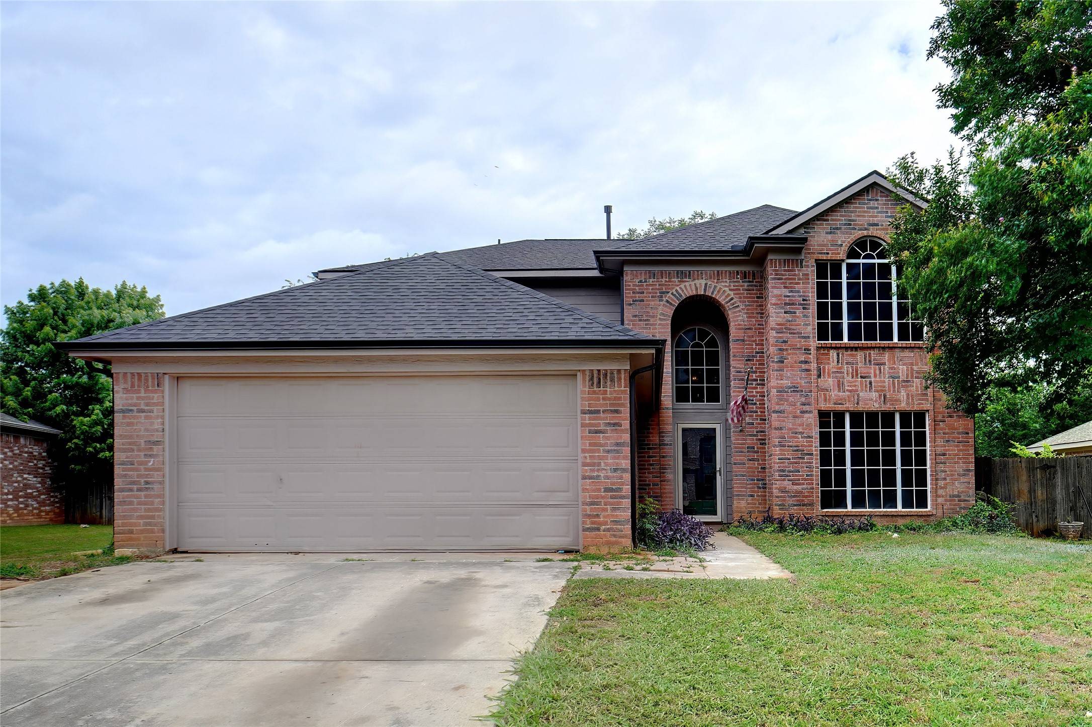 Lake Dallas, TX 75065,317 Stately Oak LN