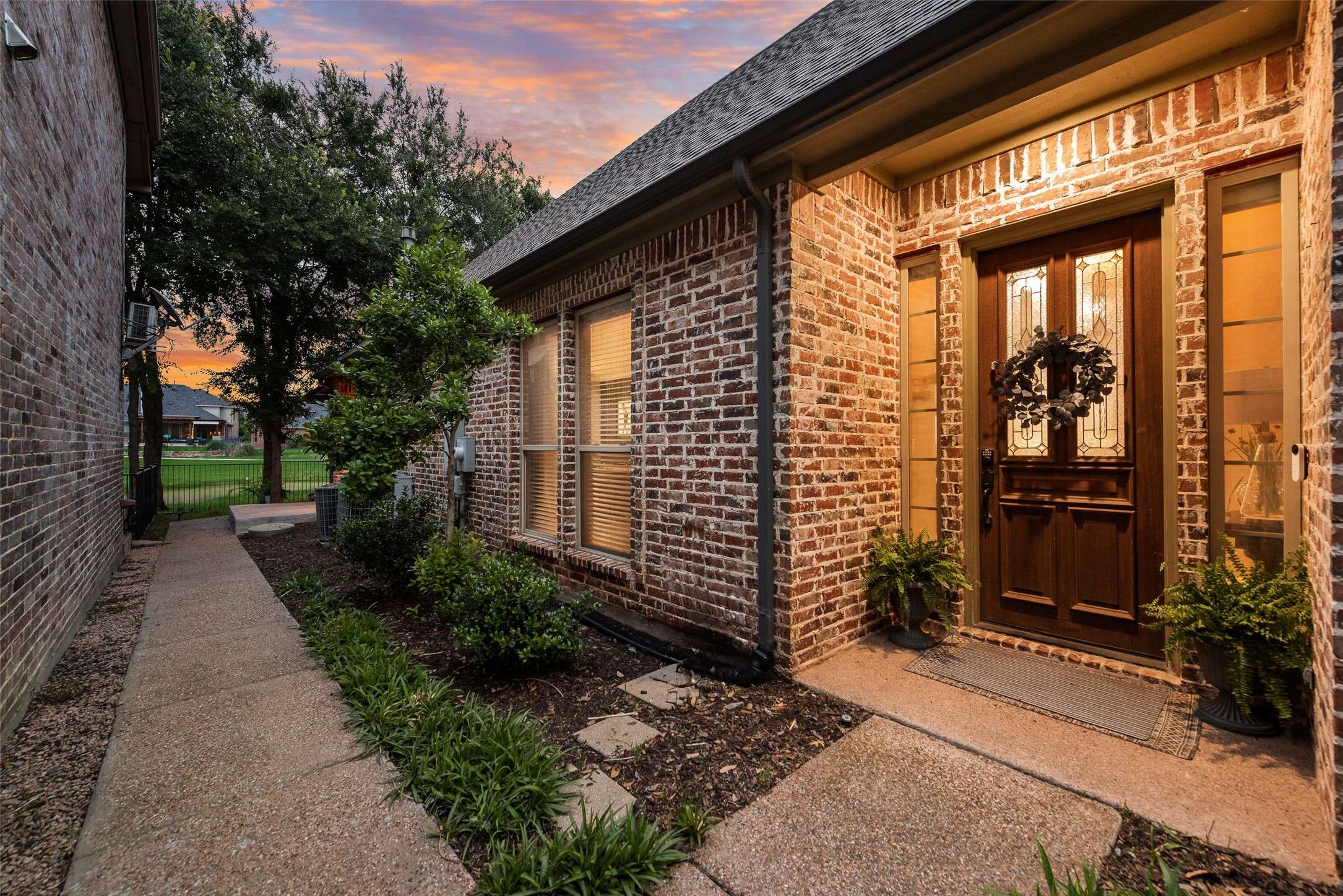 Fort Worth, TX 76179,2144 Portwood WAY