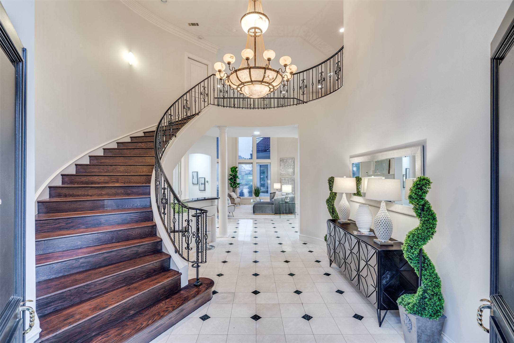 Plano, TX 75093,5212 Scottish WAY