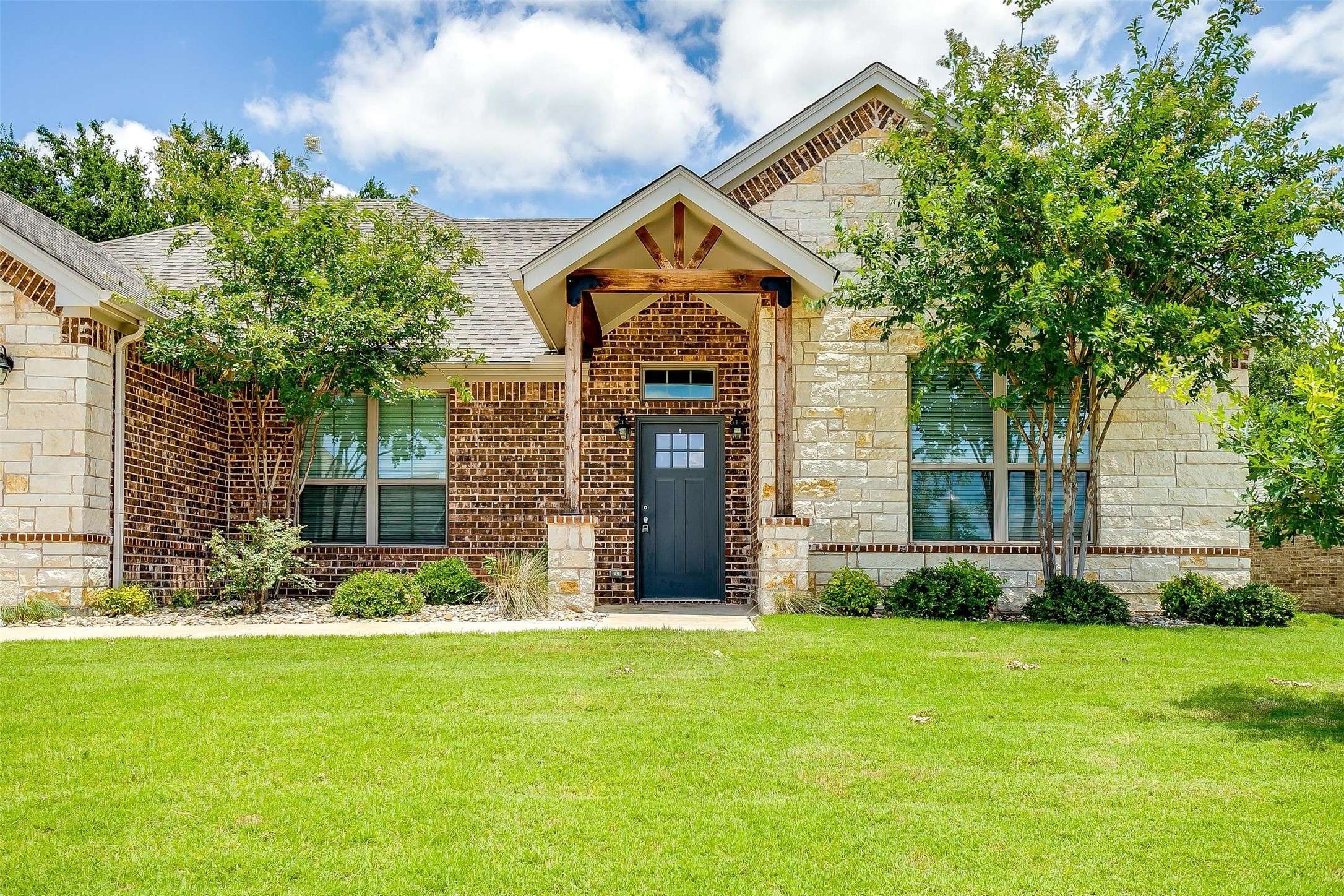 Weatherford, TX 76087,430 Mitchell BLVD
