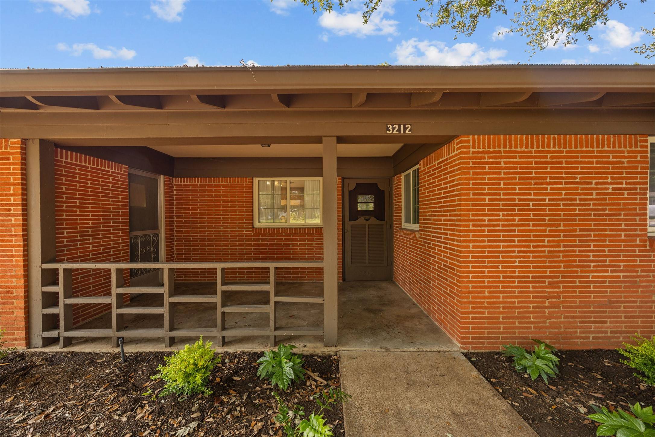 Fort Worth, TX 76133,3212 Medina AVE