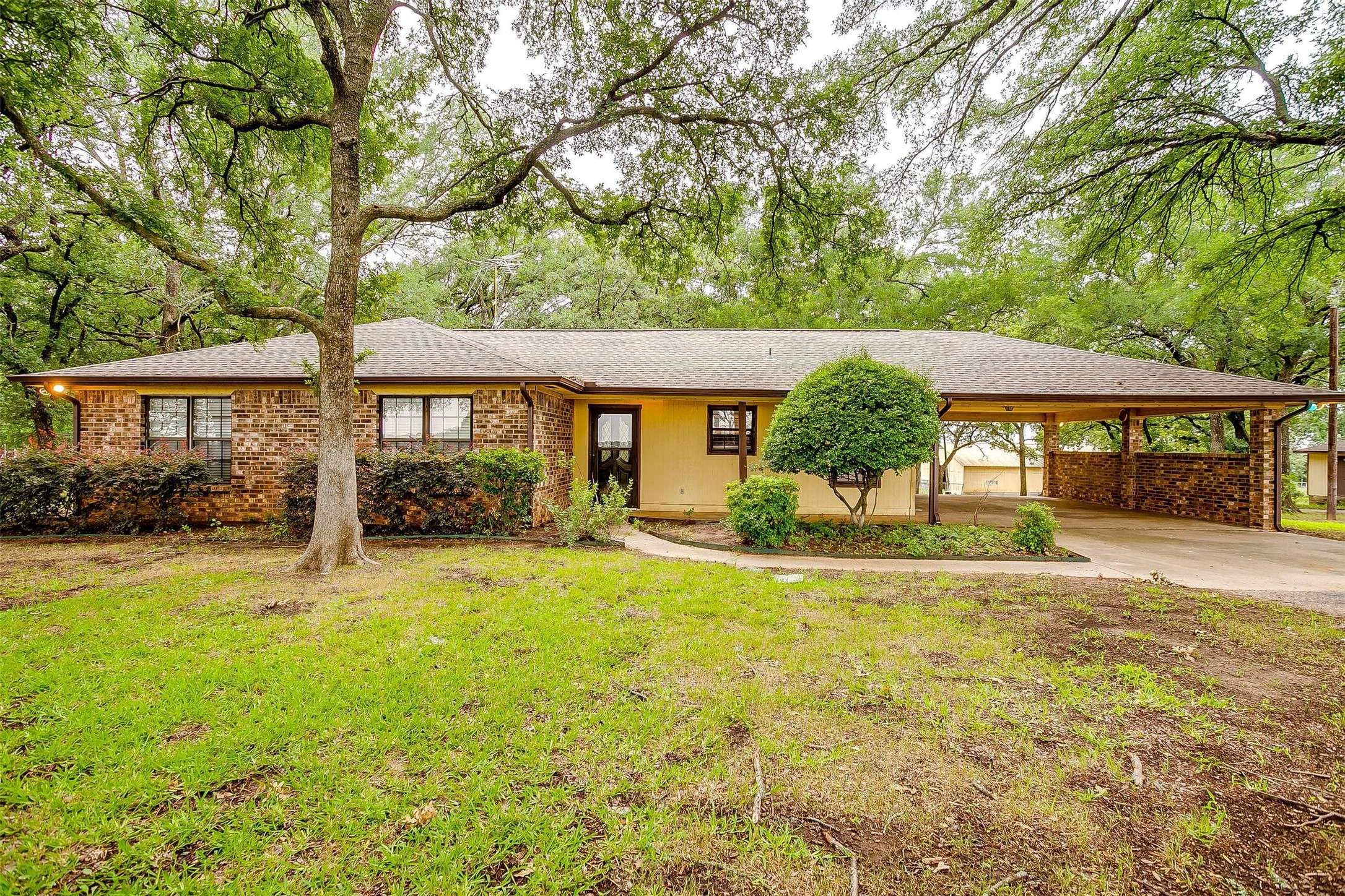 Burleson, TX 76028,6501 County Road 803