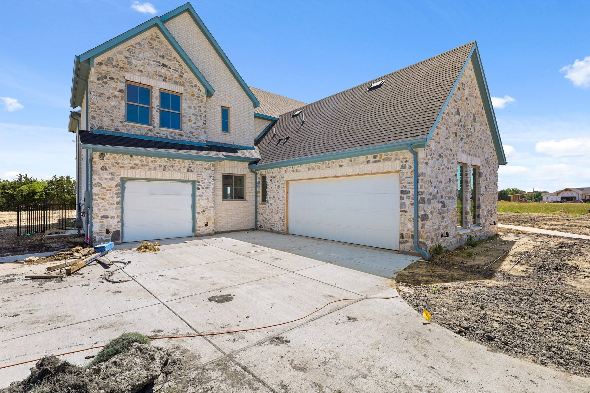 Heath, TX 75032,324 Chapel View CT