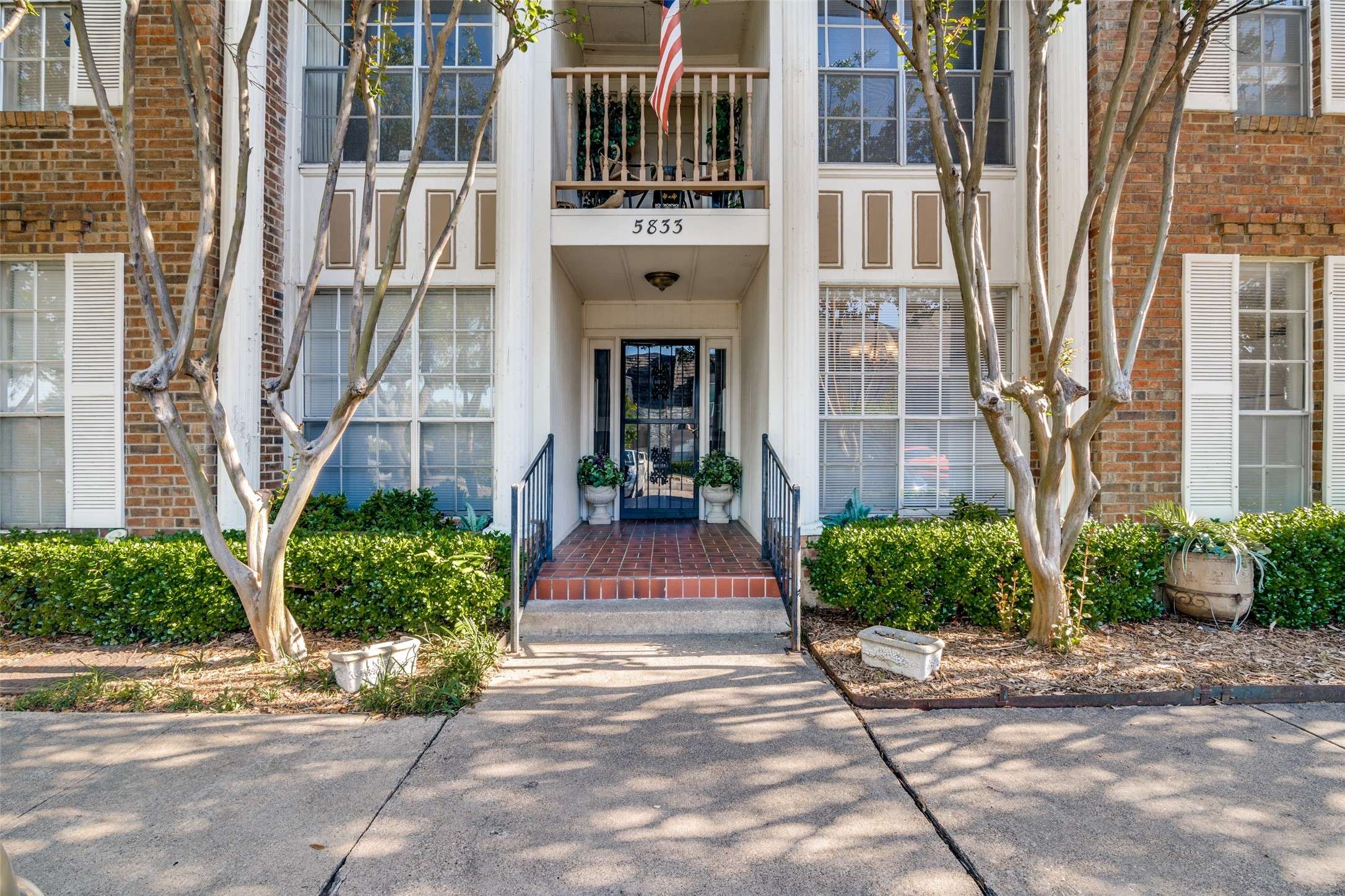 Dallas, TX 75248,5833 Copperwood LN #1132