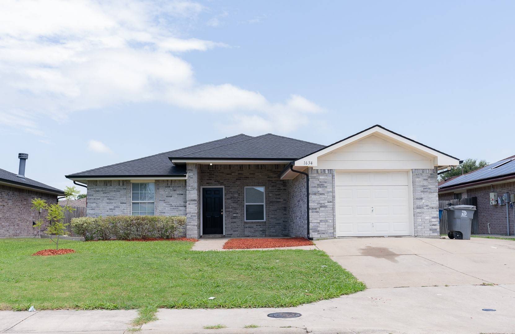 Dallas, TX 75217,1634 Palm Beach AVE