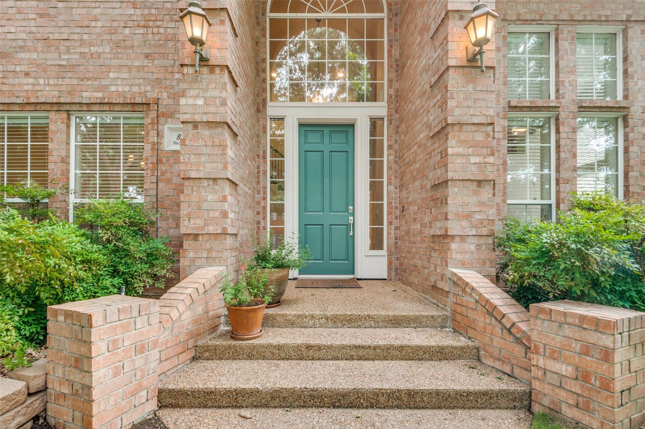 Coppell, TX 75019,828 Blue Jay LN