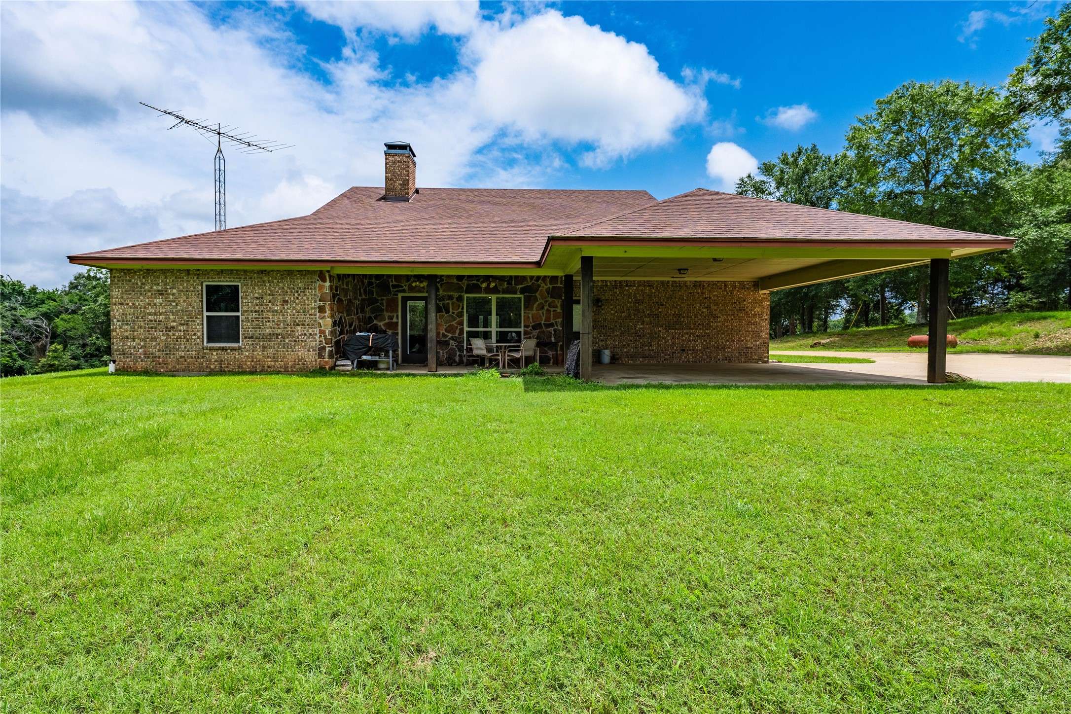 Athens, TX 75751,1730 County Road 1103
