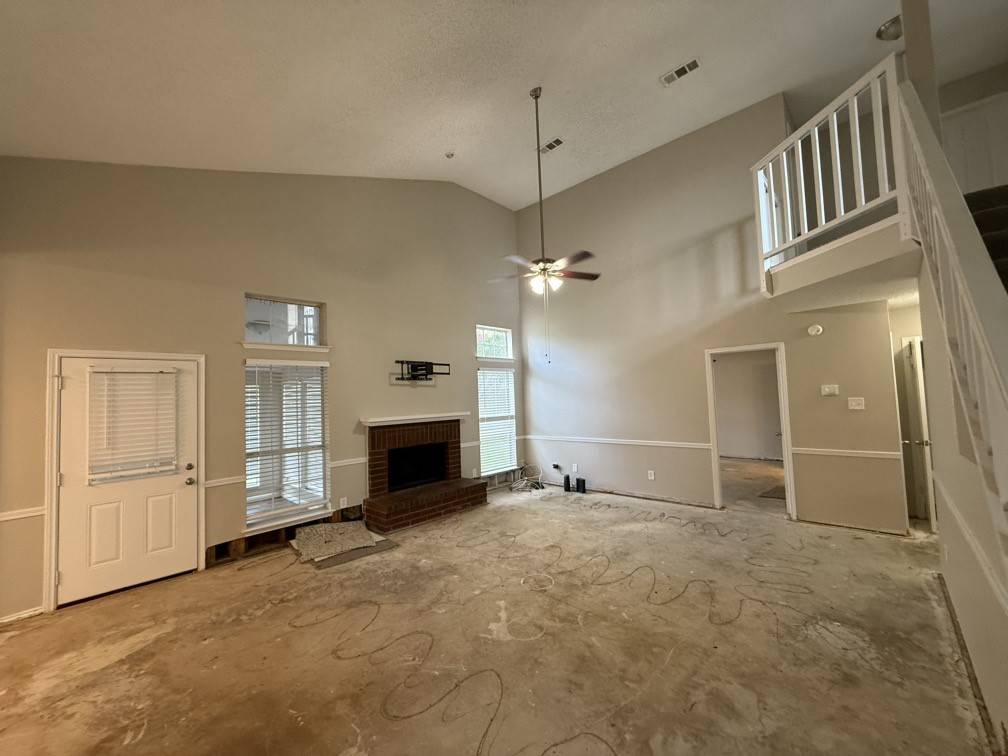 Arlington, TX 76018,1616 Barclay DR