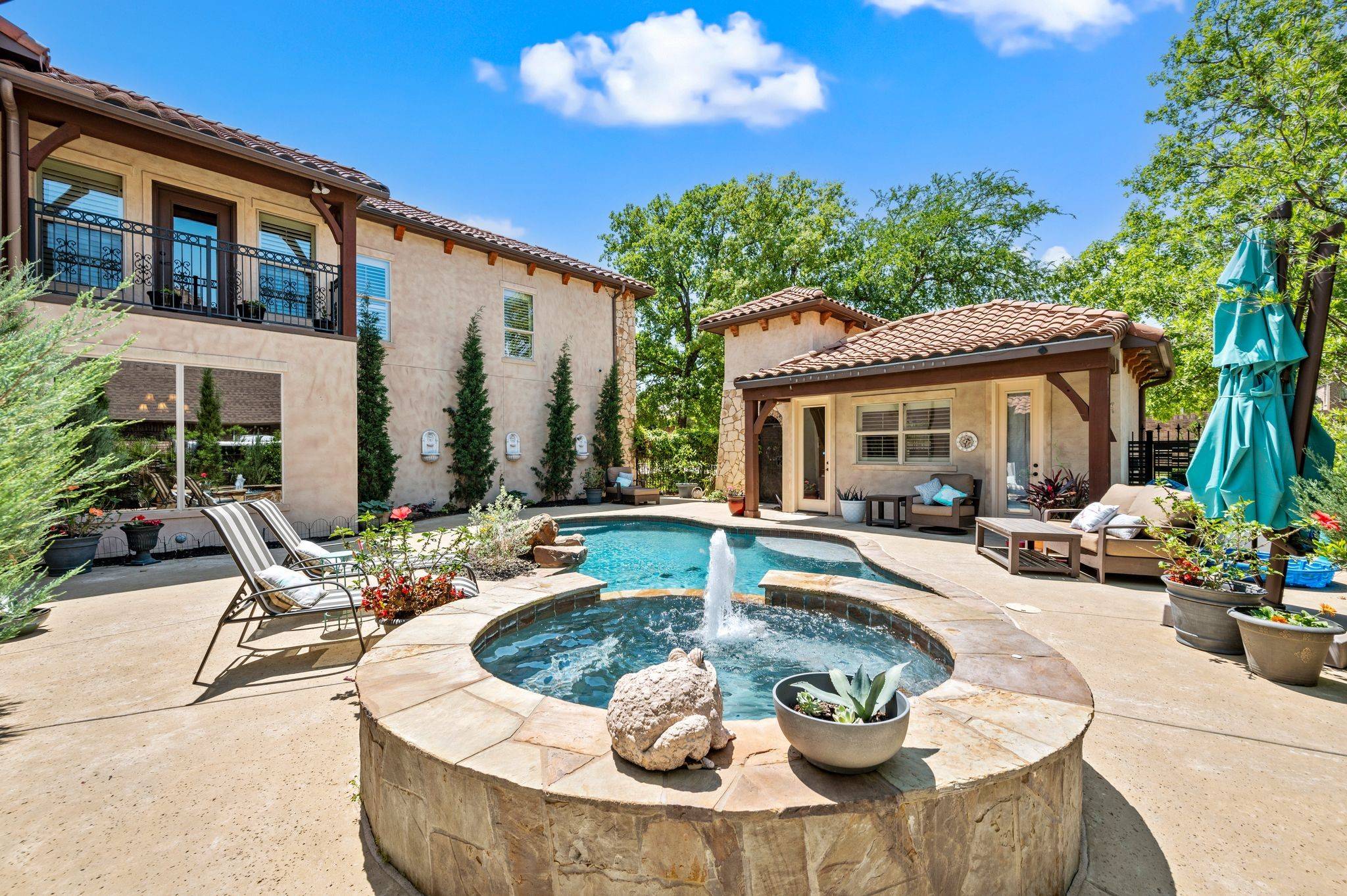 Keller, TX 76248,609 Deerwood LN