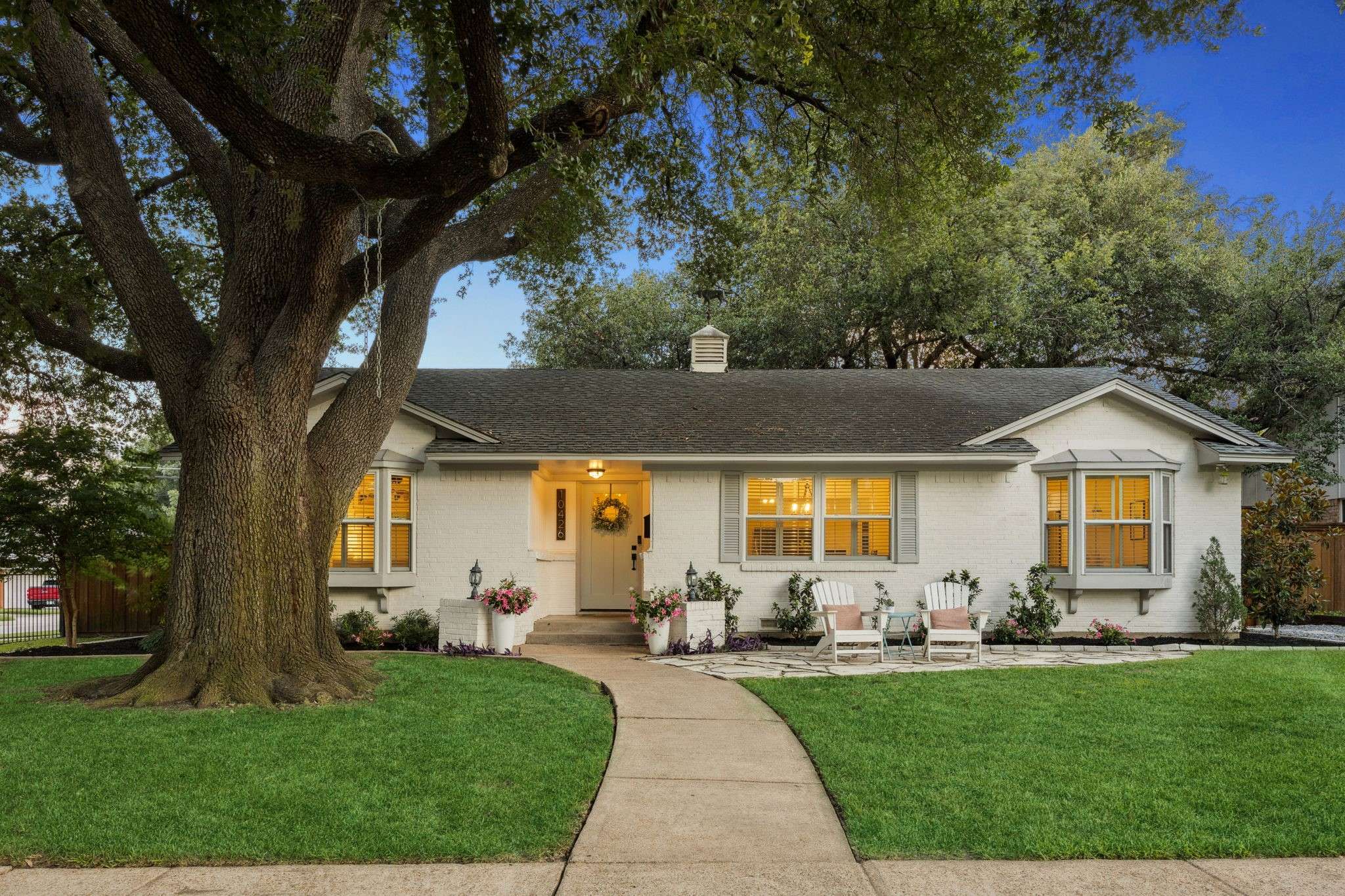 Dallas, TX 75238,10426 Estate LN