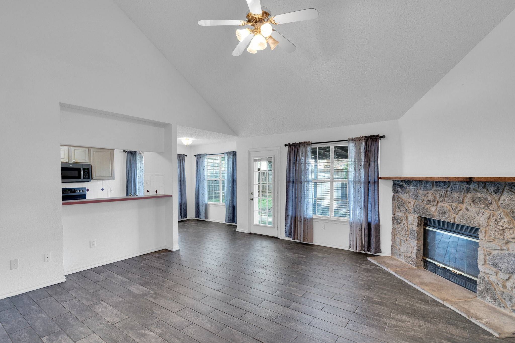 Midlothian, TX 76065,7 Atlantic AVE