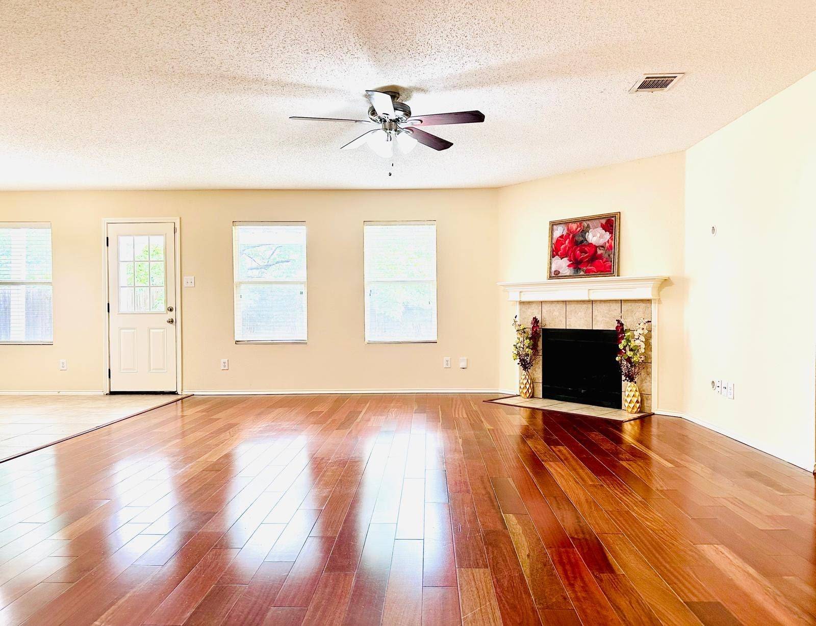 Mckinney, TX 75072,9809 Tyler DR