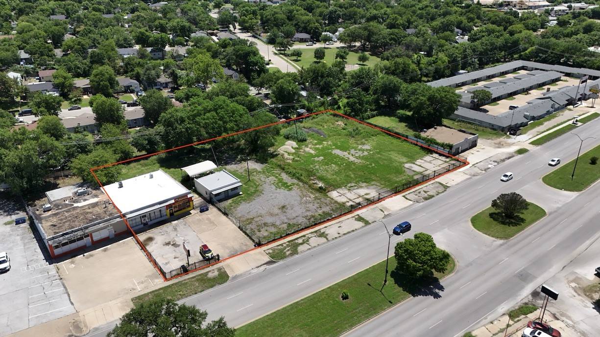 Fort Worth, TX 76103,3510 E Lancaster AVE