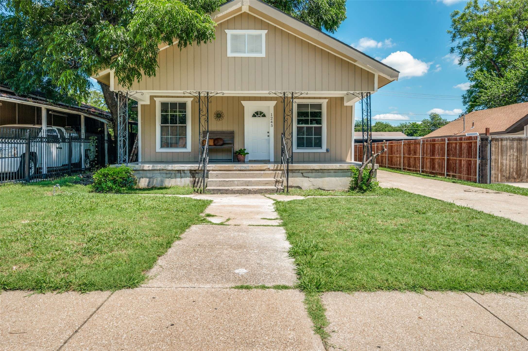 Fort Worth, TX 76104,1245 E Allen AVE