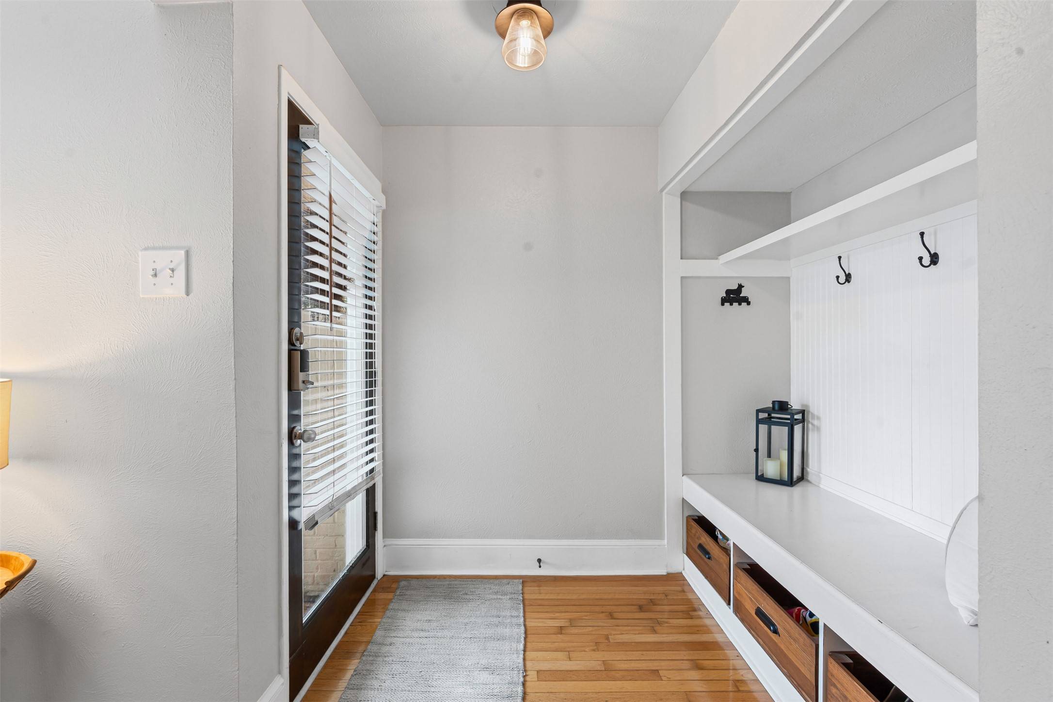 Dallas, TX 75206,5932 Sandhurst LN #213
