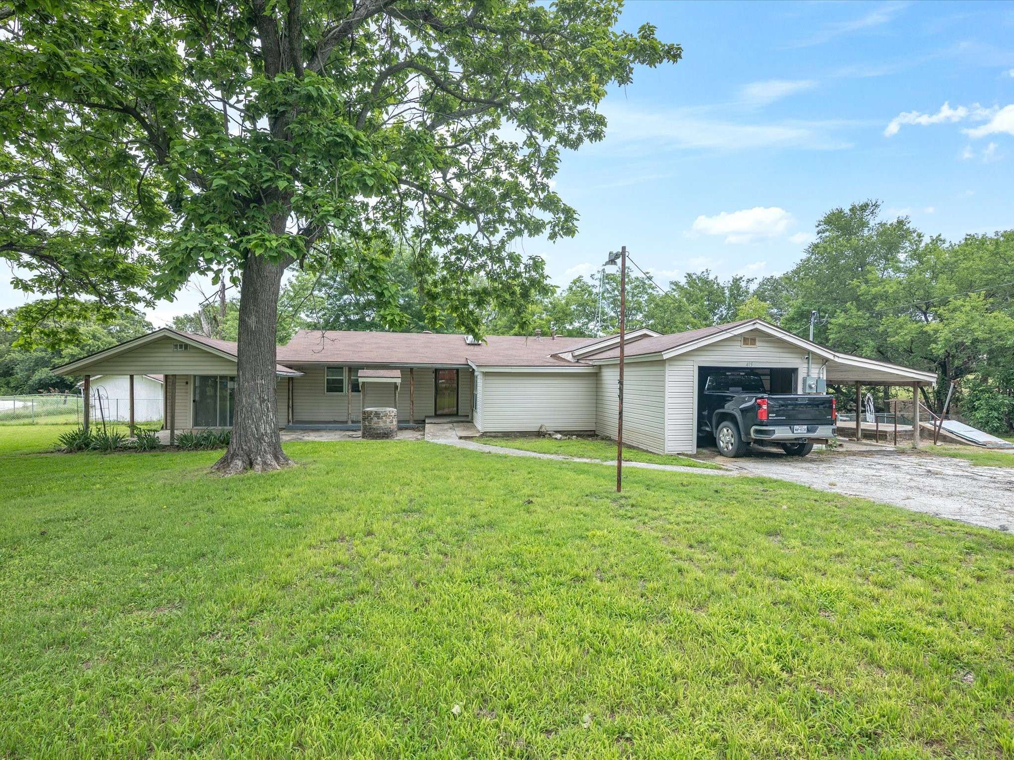 Montague, TX 76251,415 S Union ST