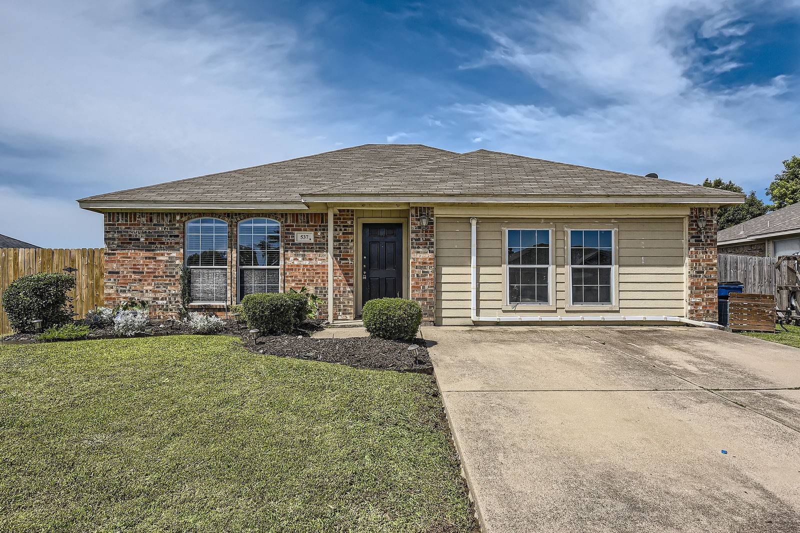 Burleson, TX 76028,537 Marybeth DR