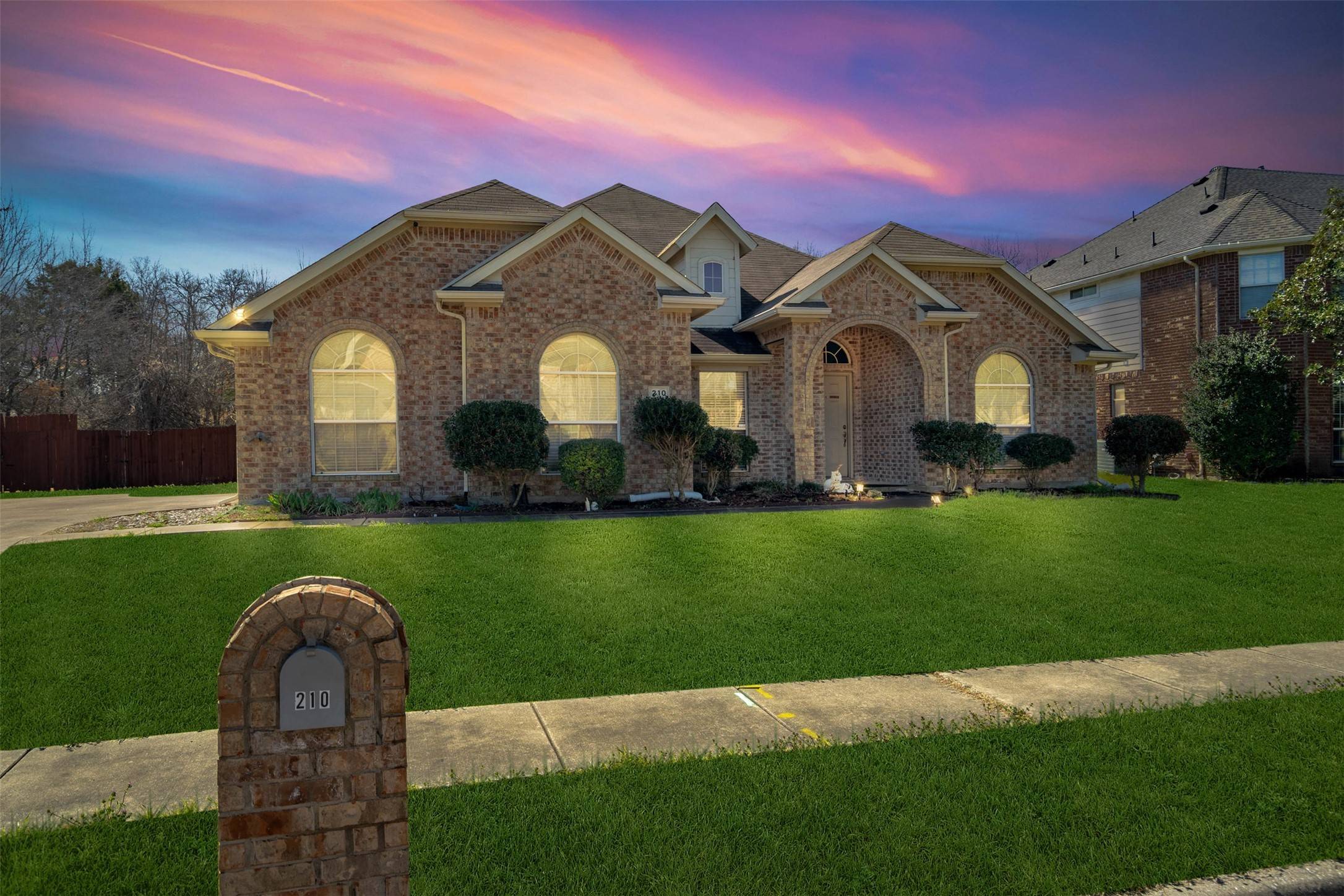 Glenn Heights, TX 75154,210 Moses DR