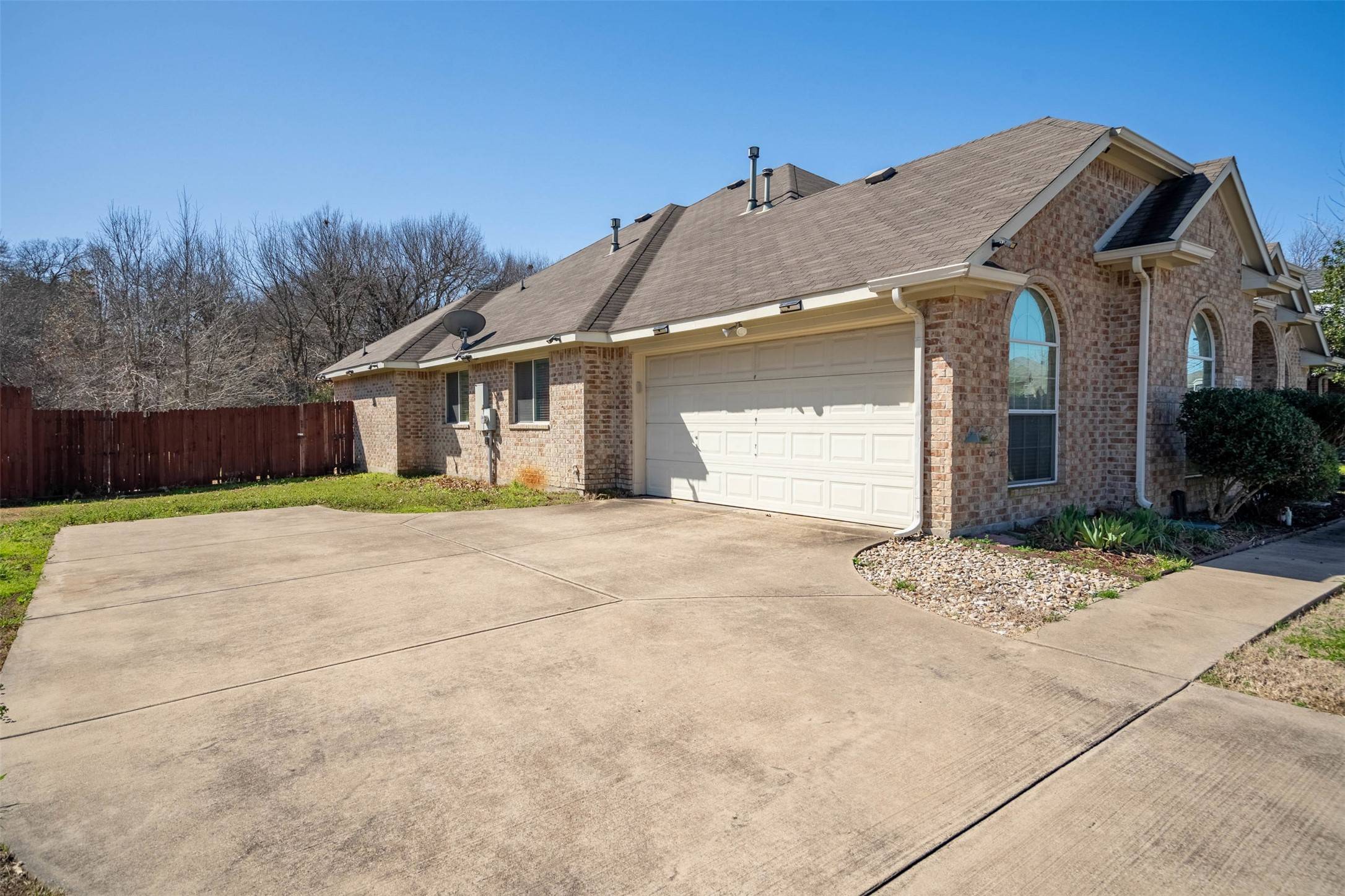 Glenn Heights, TX 75154,210 Moses DR