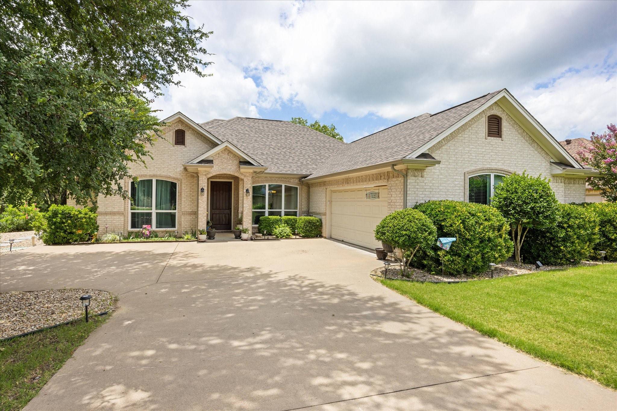 Granbury, TX 76049,1809 Rockview DR