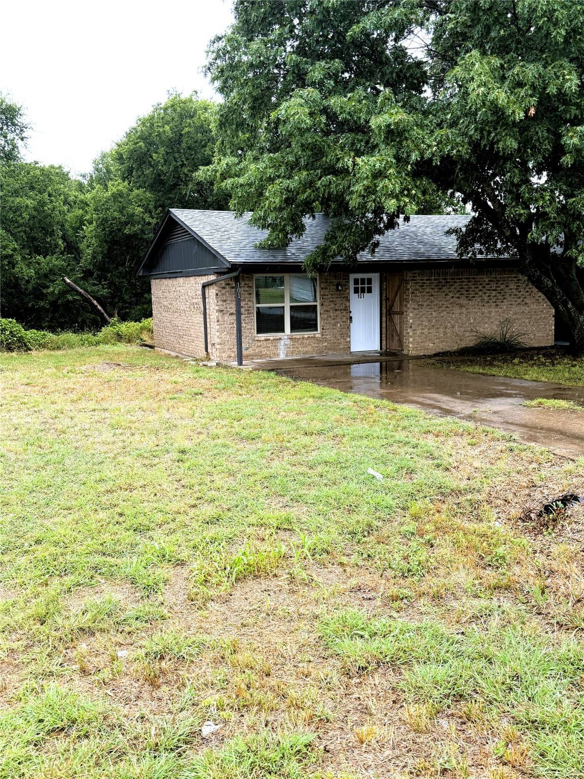Waxahachie, TX 75165,101 Redbud ST #101