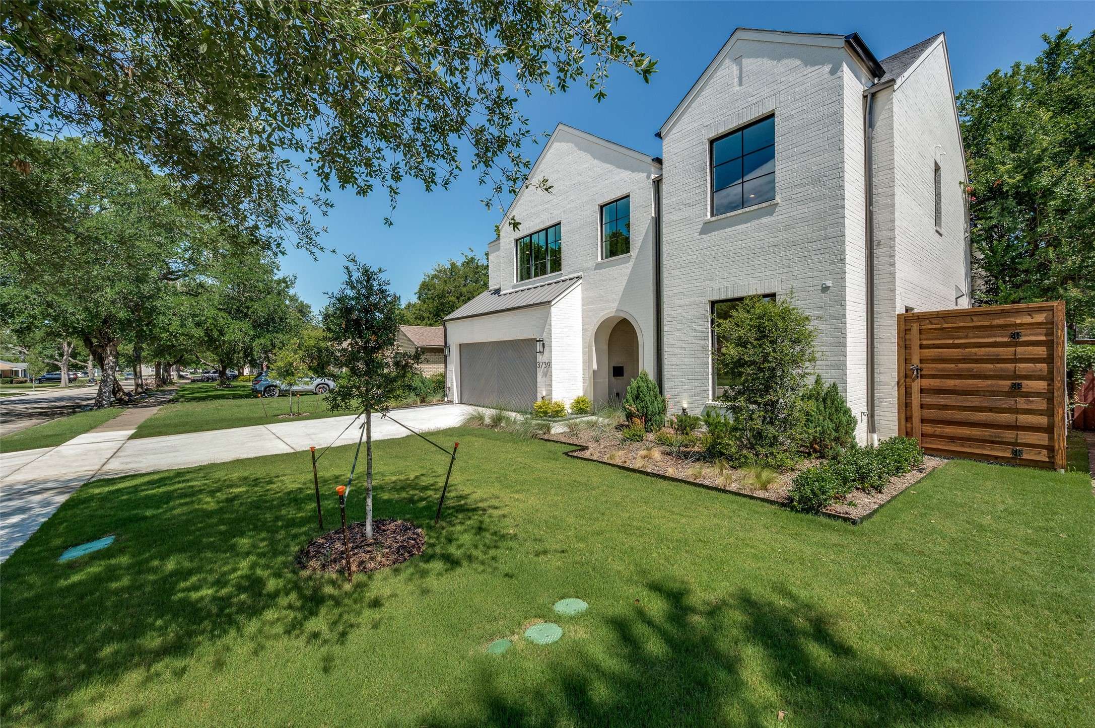 Dallas, TX 75220,3739 Park LN