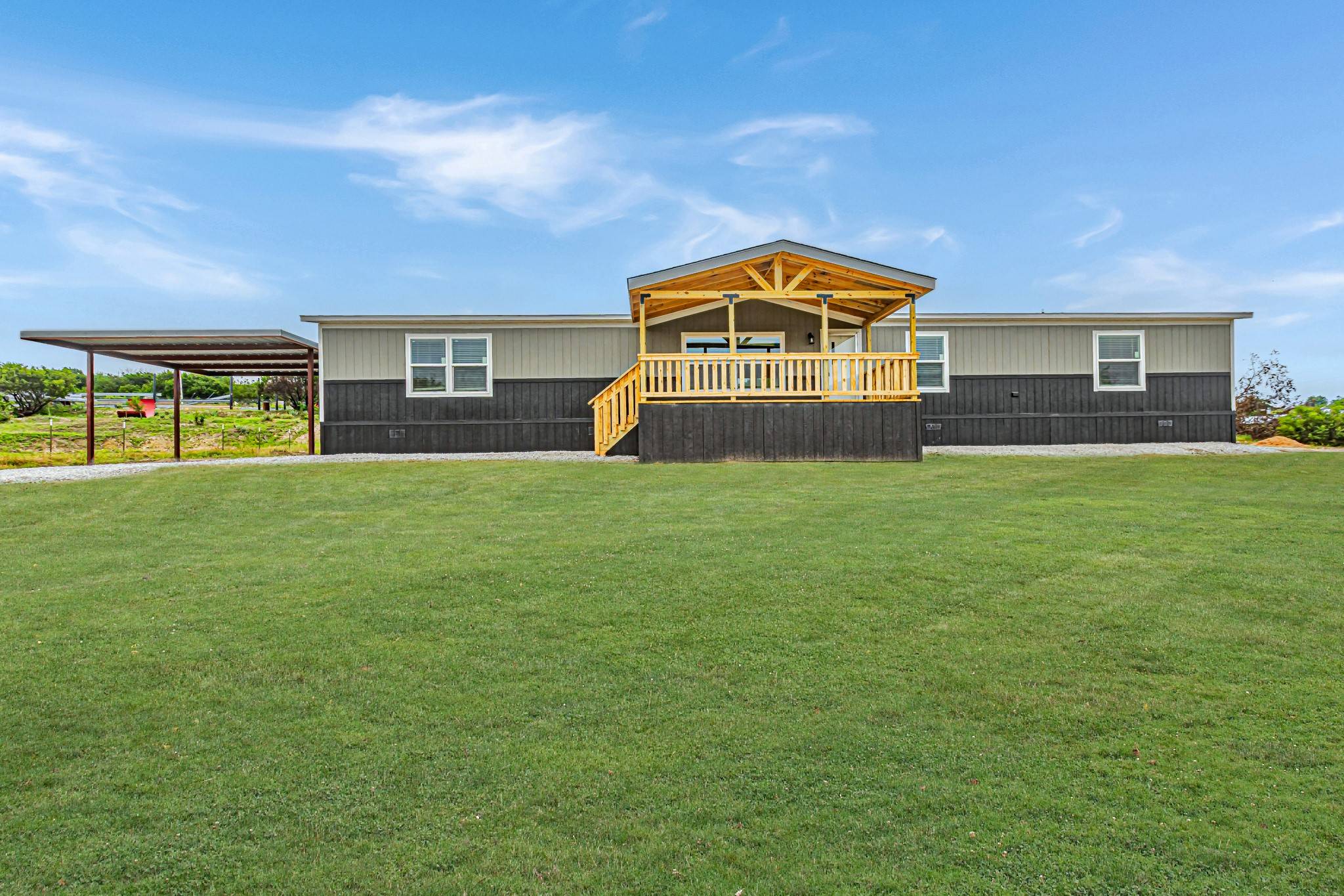 Weatherford, TX 76085,320 Denton Heights LN