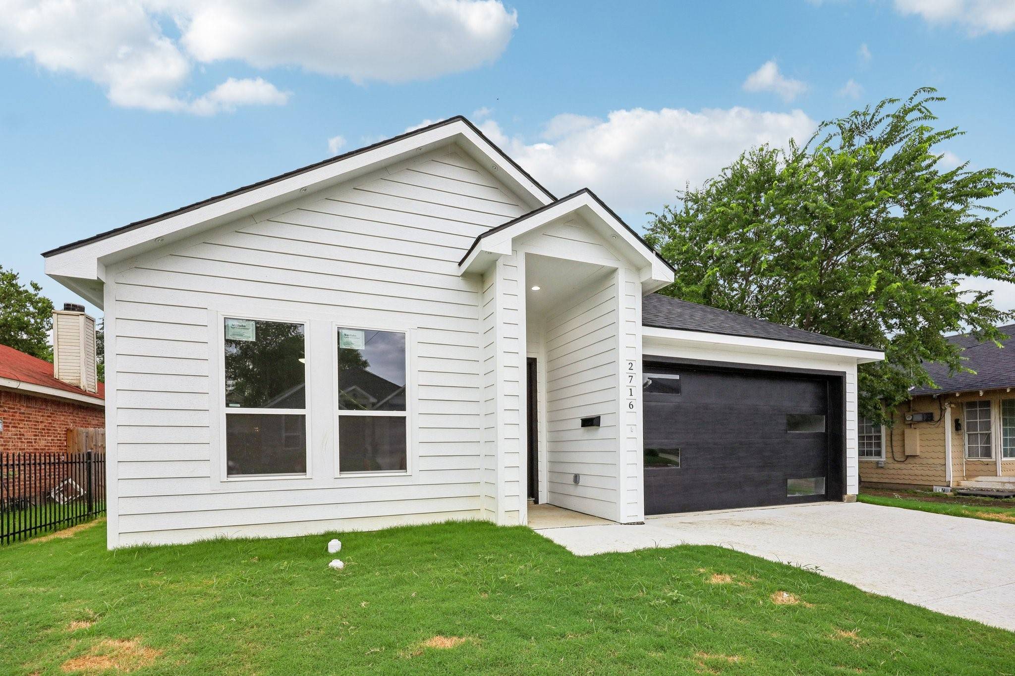 Fort Worth, TX 76111,2716 E 12th ST