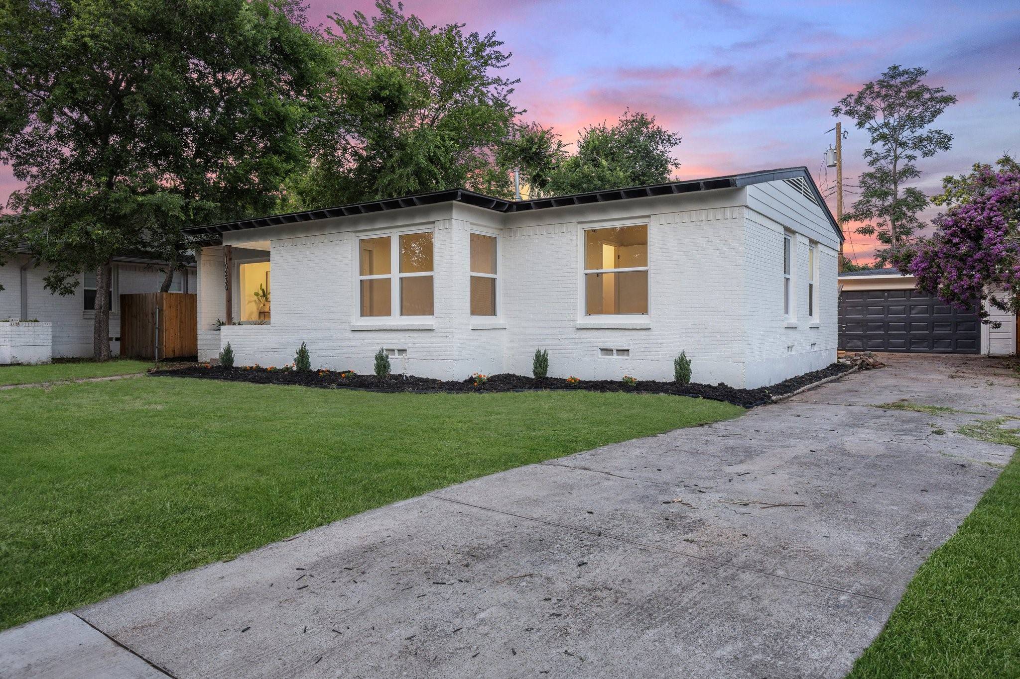 Dallas, TX 75228,10230 Newcombe DR