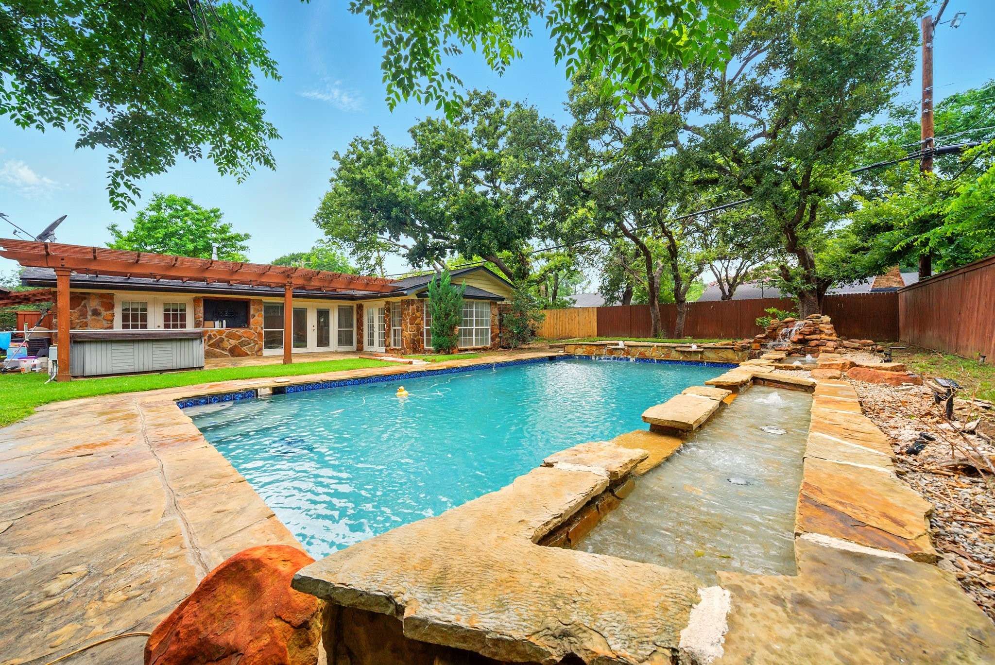 Hurst, TX 76053,1108 Billie Ruth LN