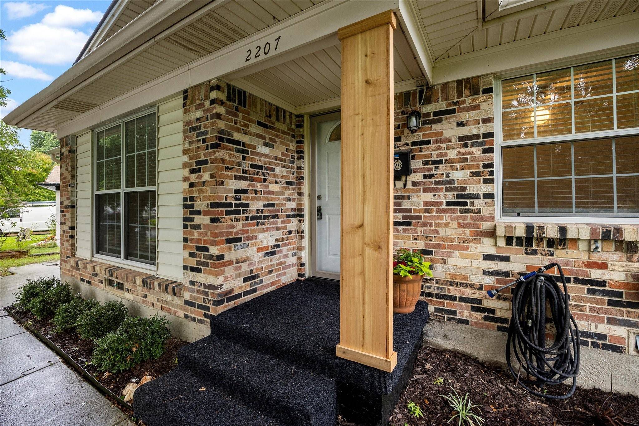 Garland, TX 75041,2207 English DR