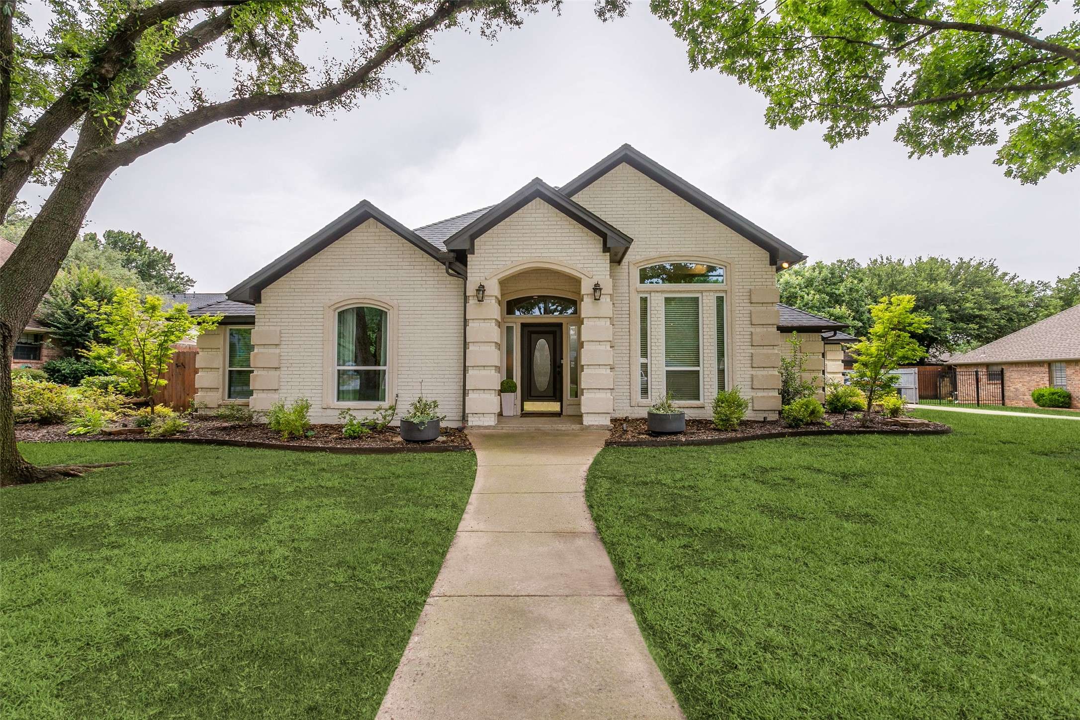 Keller, TX 76248,992 Oak RDG