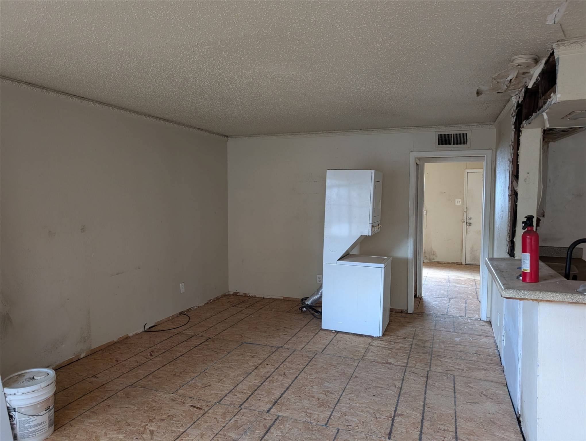 Dallas, TX 75234,3604 Parkridge DR #111