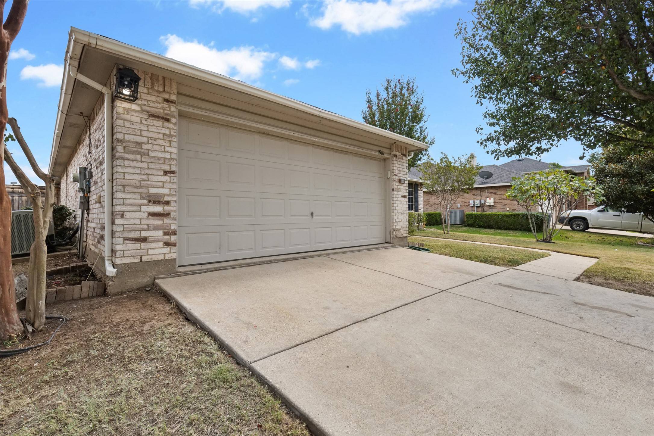 Grand Prairie, TX 75052,3516 Quannah DR