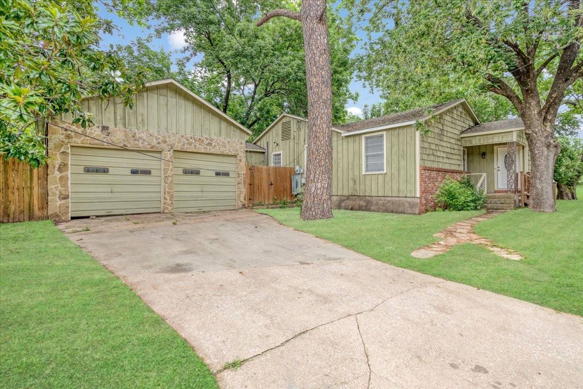 Denison, TX 75020,505 West Ford ST
