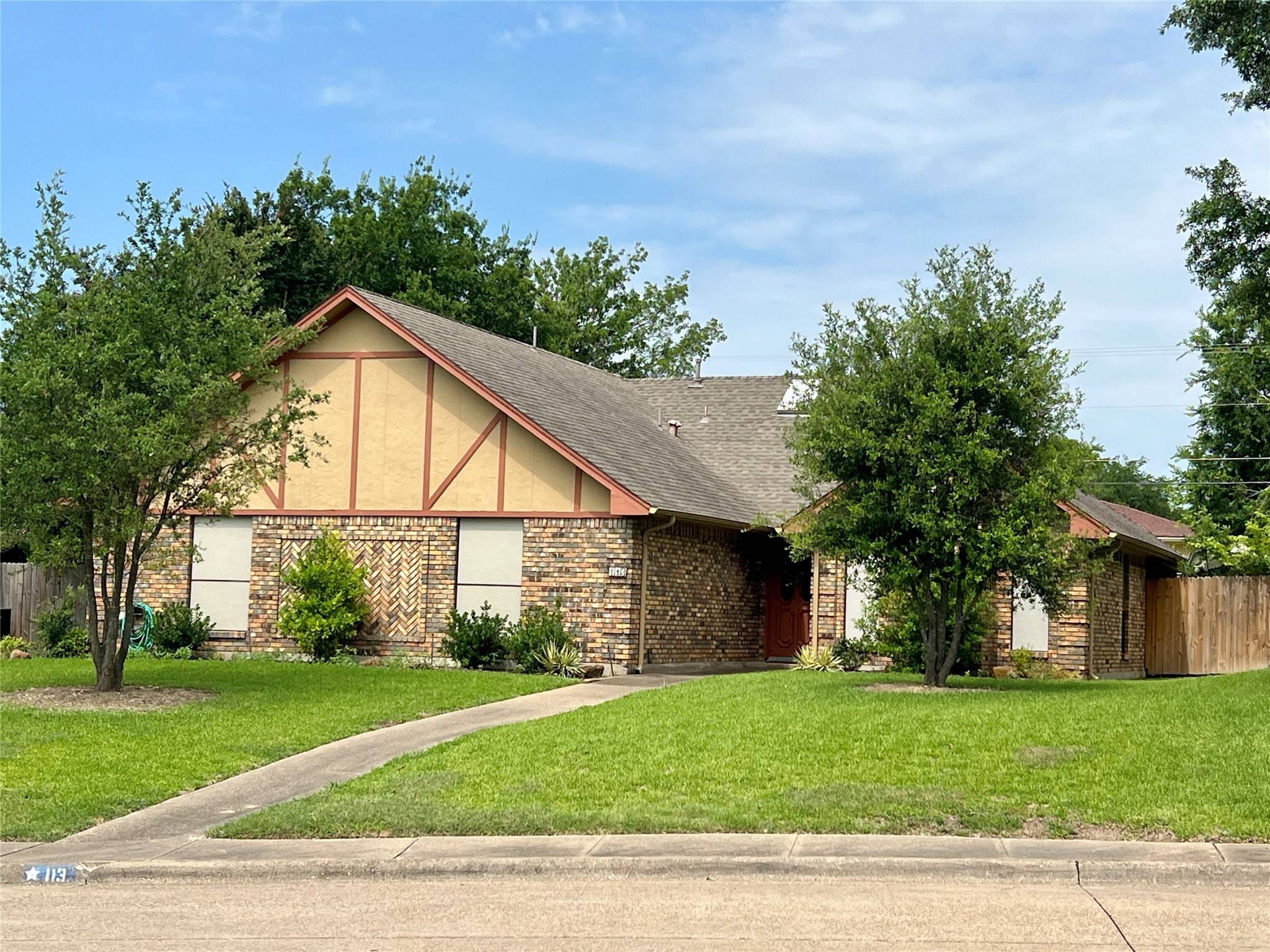 Desoto, TX 75115,113 Beltwoods DR