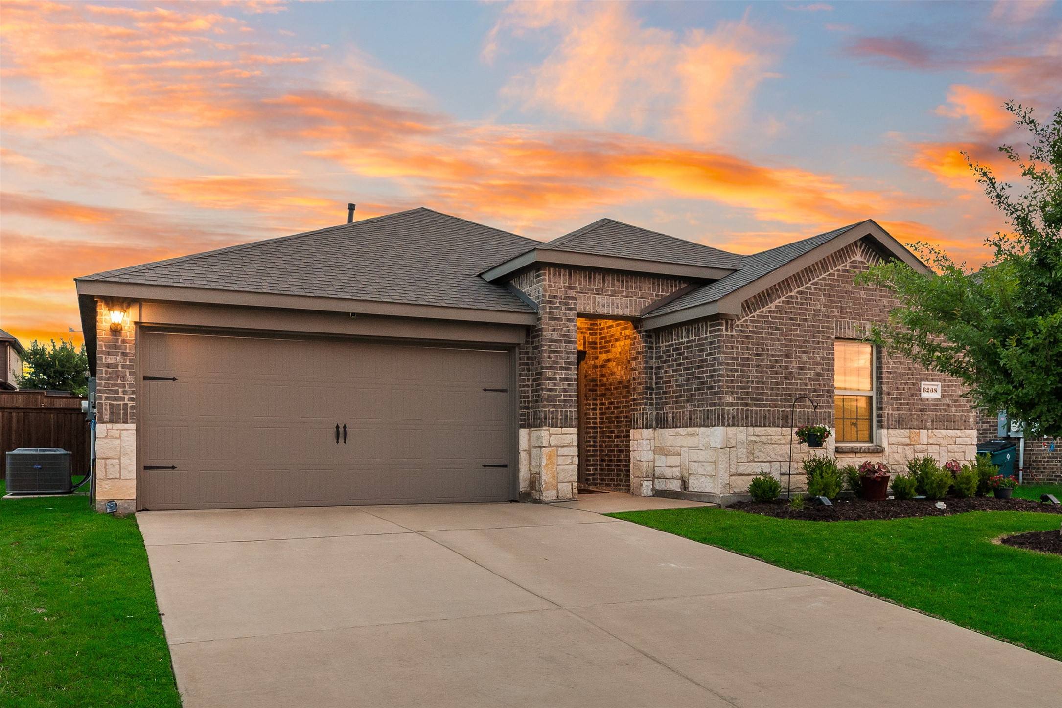 Celina, TX 76227,6208 Bracken DR