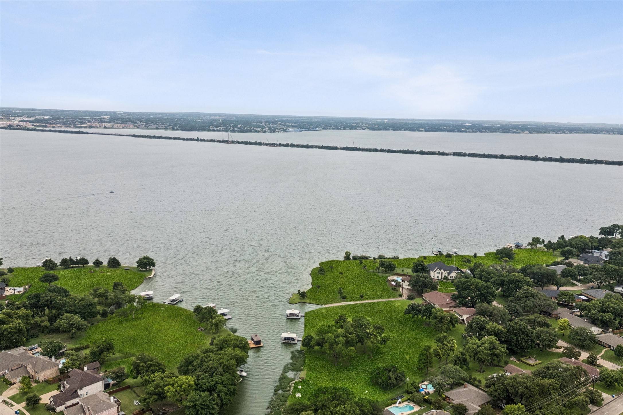 Rowlett, TX 75088,8402 Watersway DR