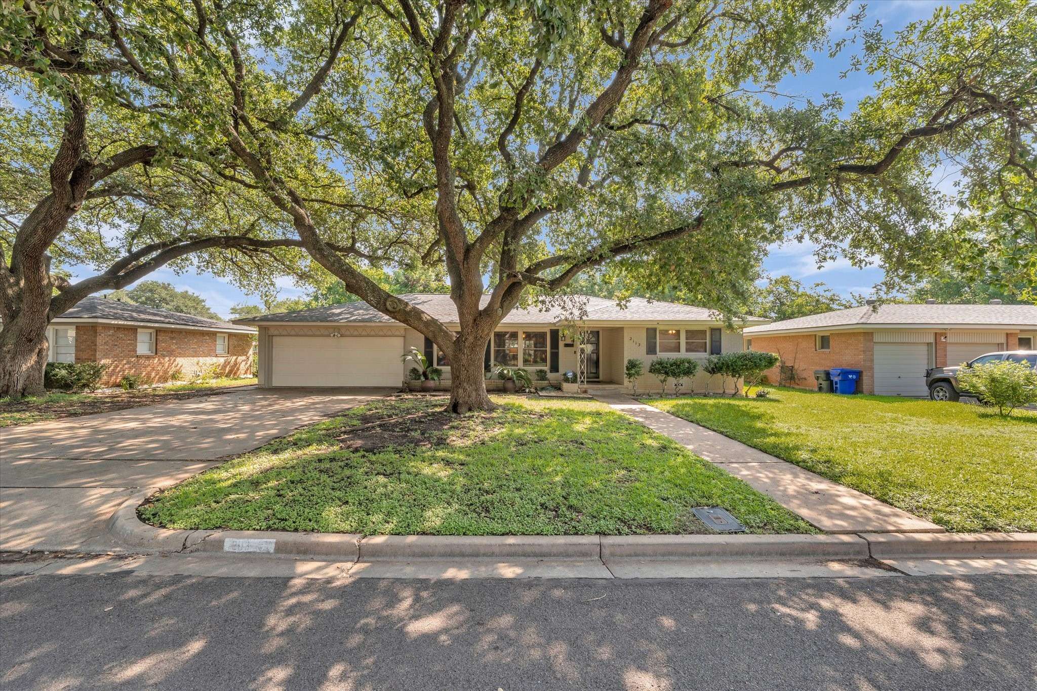Waco, TX 76710,2113 Trinity DR